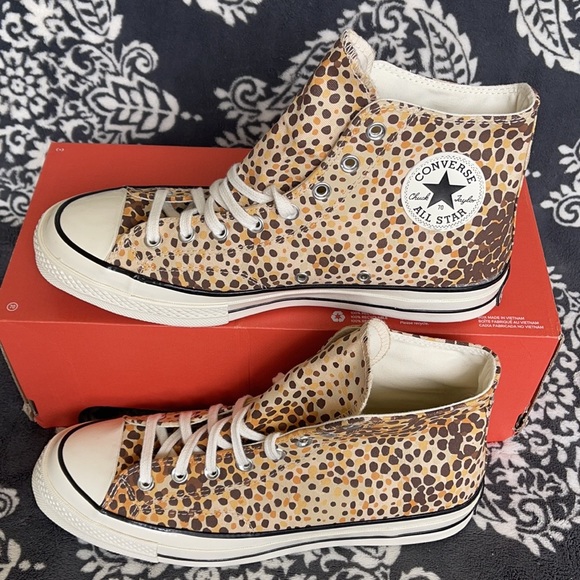 Converse Chuck Taylor 70 Hi Light Twine/Ale Brown/Egret MEN`S - Picture 2 of 16